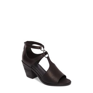 eileen fisher lou block heel sandal